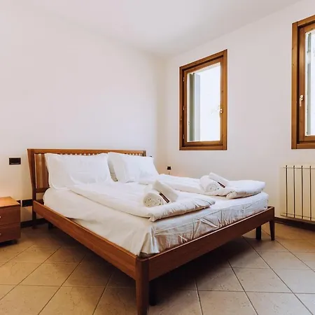 Prosecco Paradise Place *